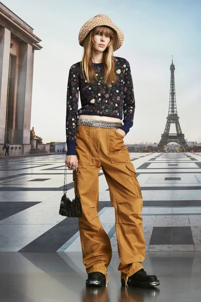 Look 28